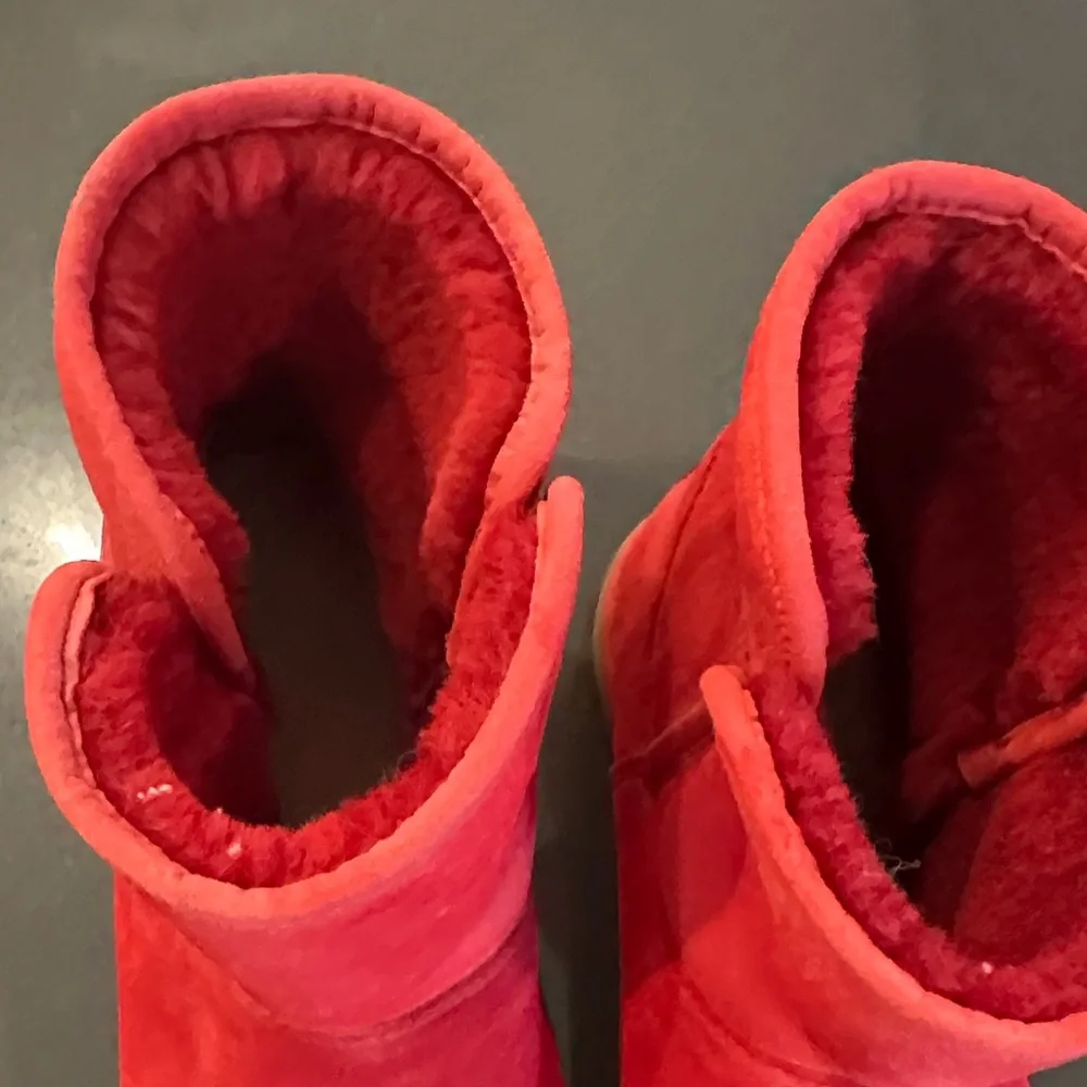 UGG Red Ankle Boots - Picture 6 of 7